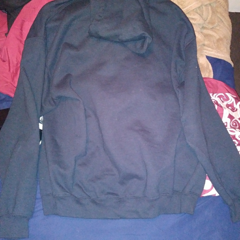 Outfit - Picture 3 of 5